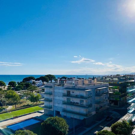 Atico Augusta Apartment กัมบริลส์ ภายนอก รูปภาพ