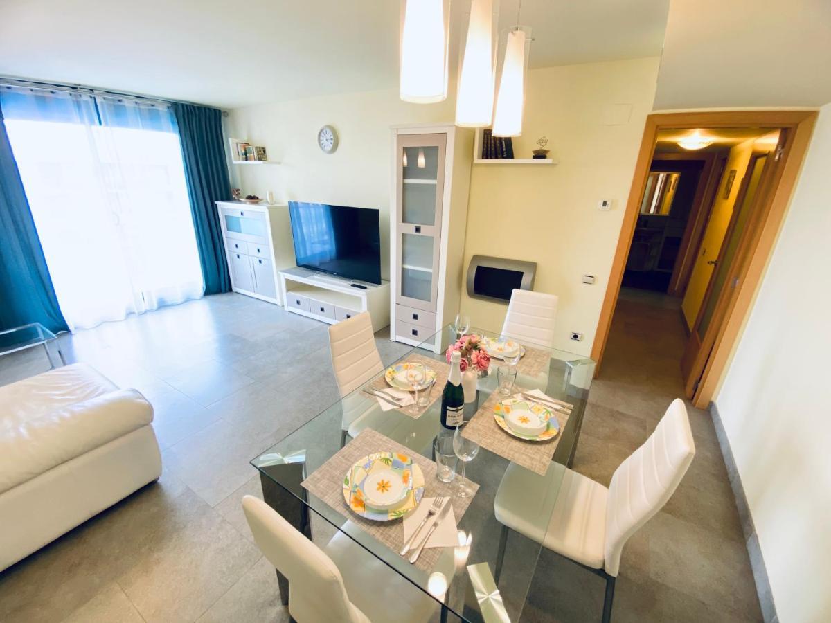 Atico Augusta Apartment กัมบริลส์ ภายนอก รูปภาพ