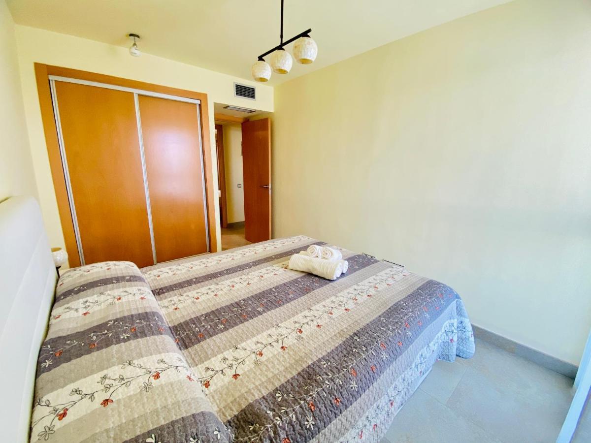 Atico Augusta Apartment กัมบริลส์ ภายนอก รูปภาพ