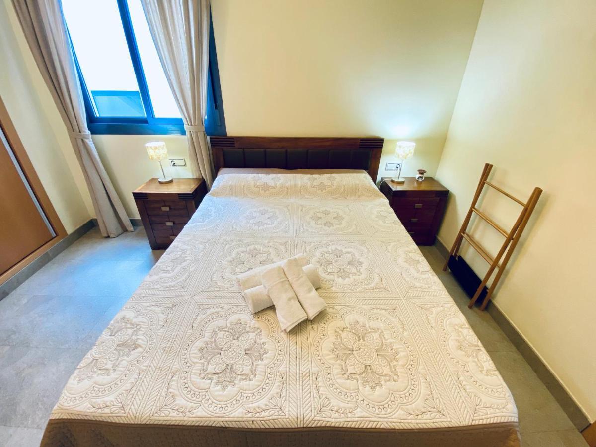 Atico Augusta Apartment กัมบริลส์ ภายนอก รูปภาพ