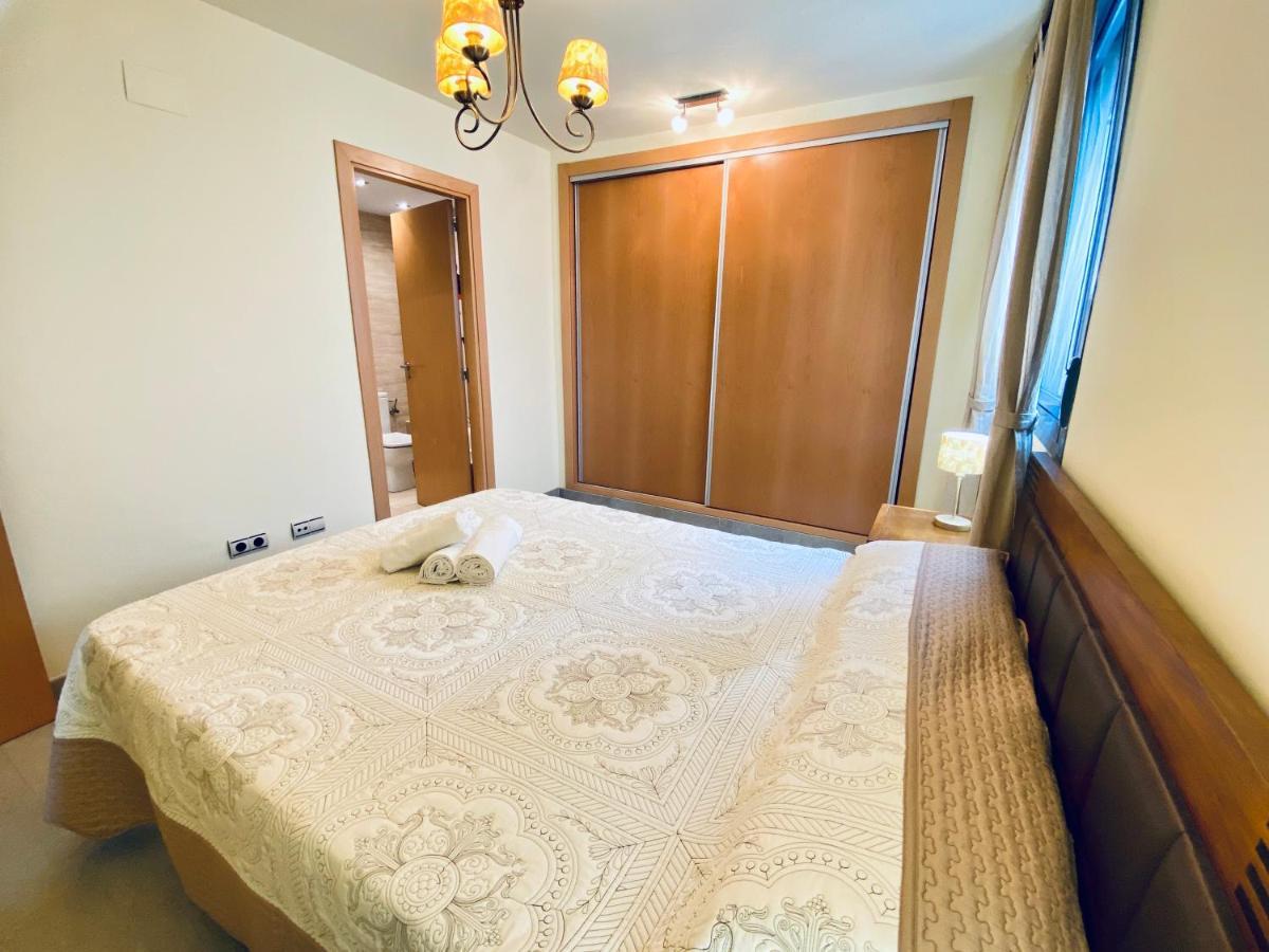 Atico Augusta Apartment กัมบริลส์ ภายนอก รูปภาพ