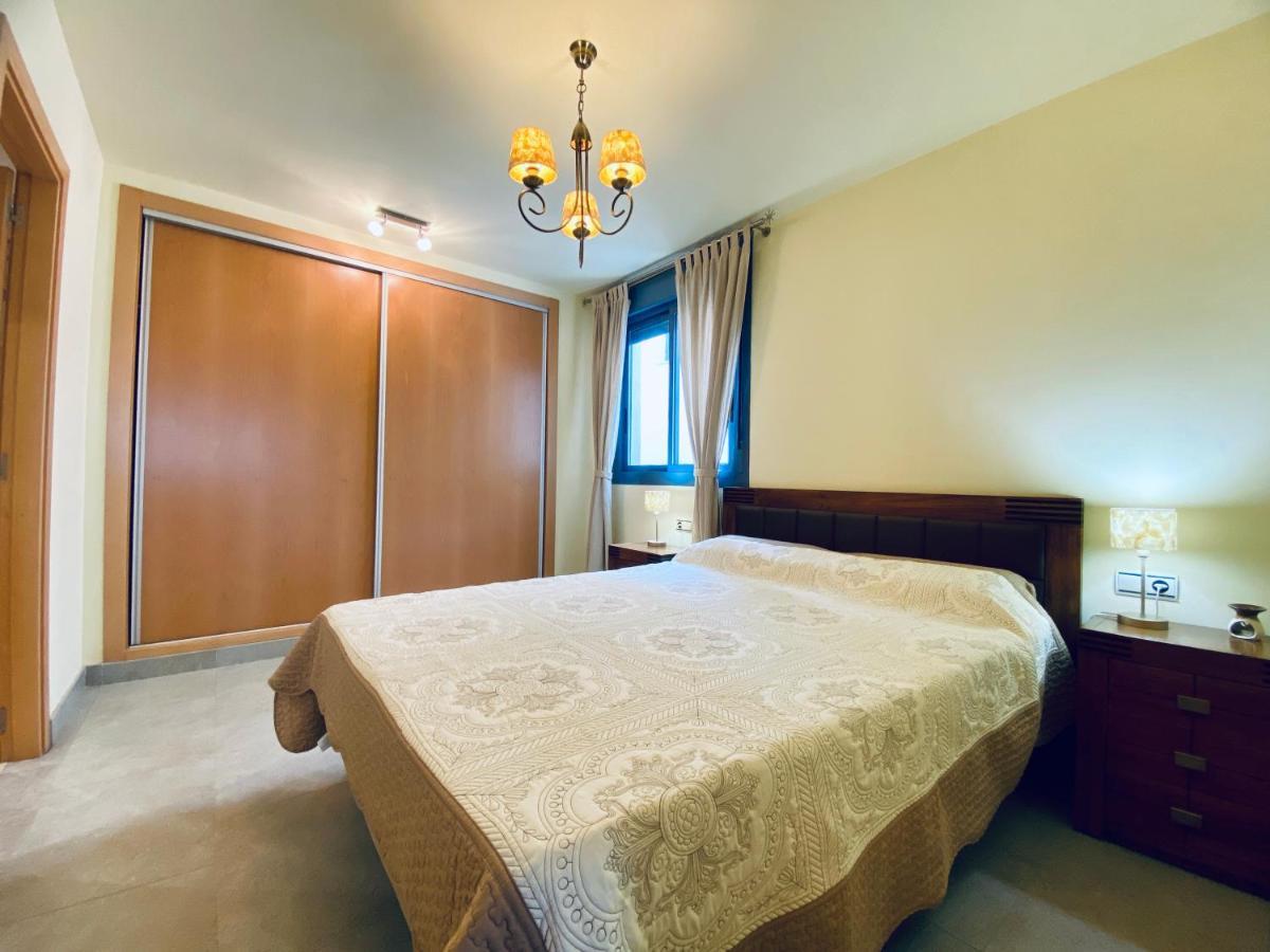 Atico Augusta Apartment กัมบริลส์ ภายนอก รูปภาพ